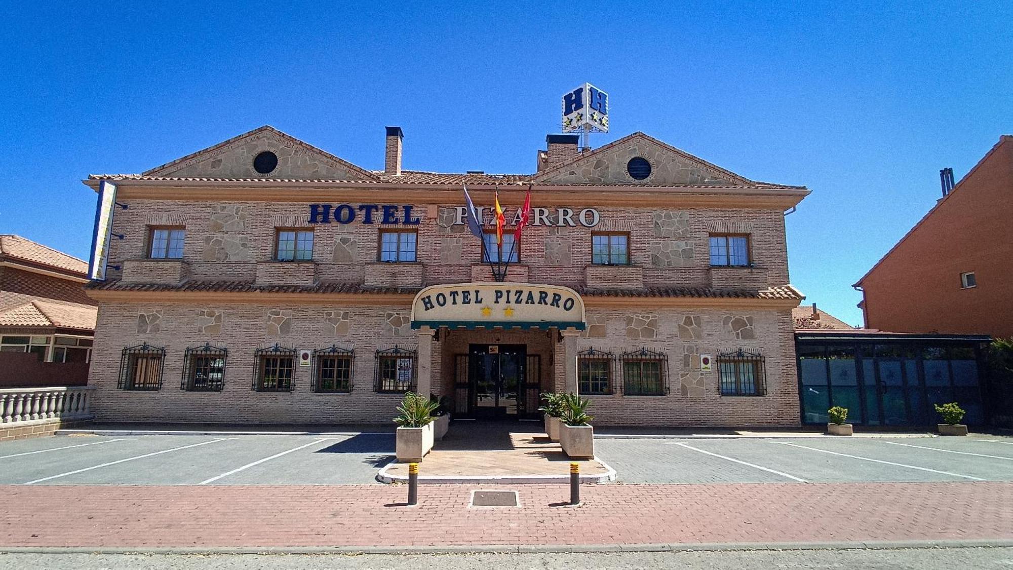 Hotel Pizarro Humanes de Madrid Extérieur photo