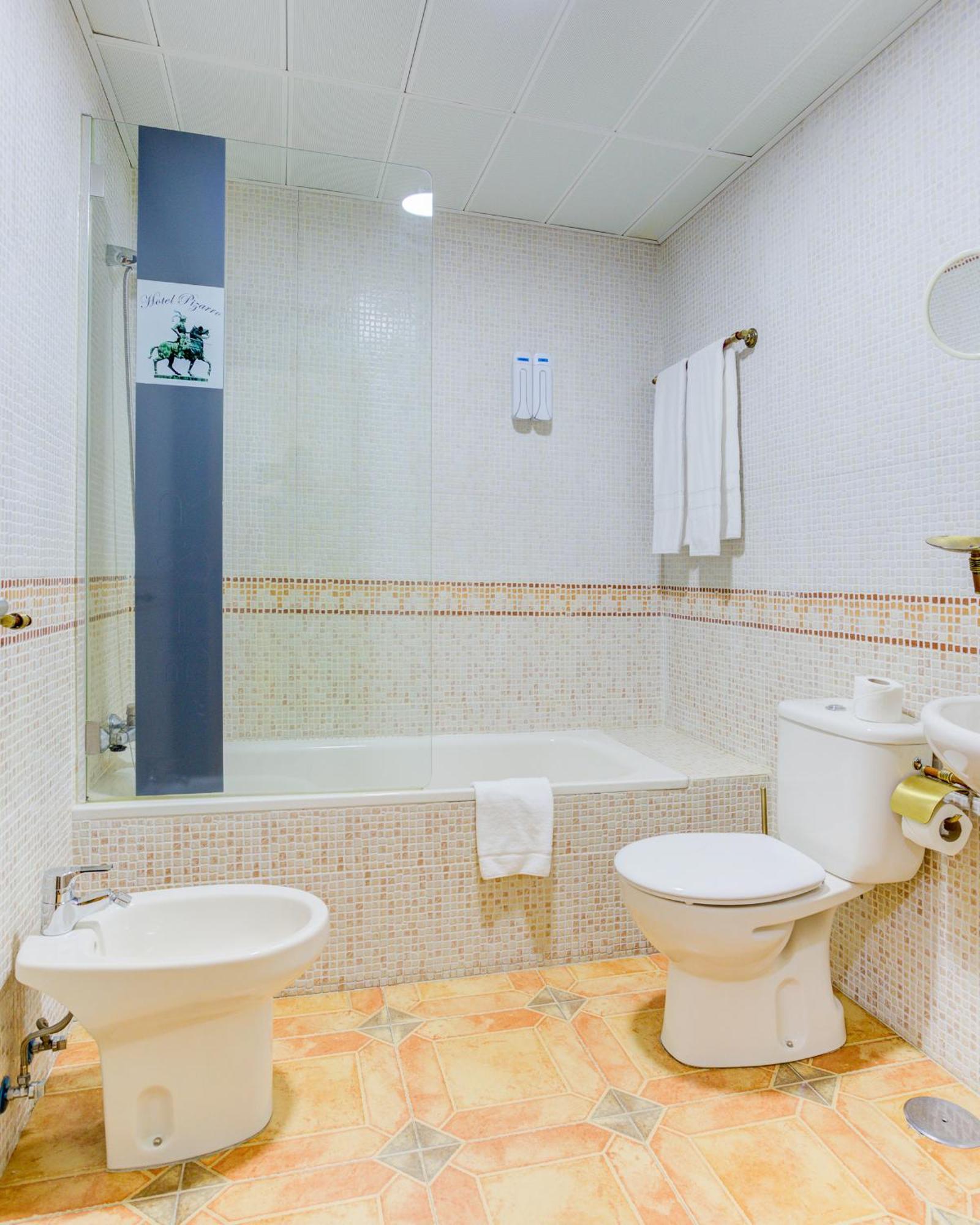Hotel Pizarro Humanes de Madrid Extérieur photo